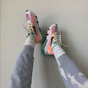Air Max 270 React SE 'Light Arctic Pink'